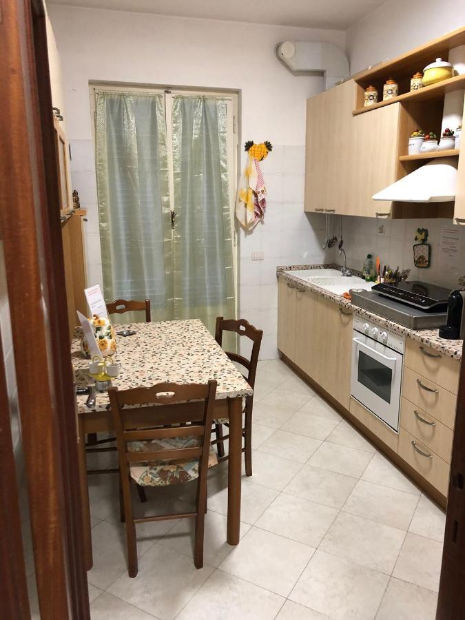 " La Casa Di Cici" Apartment Lavagna Exterior foto